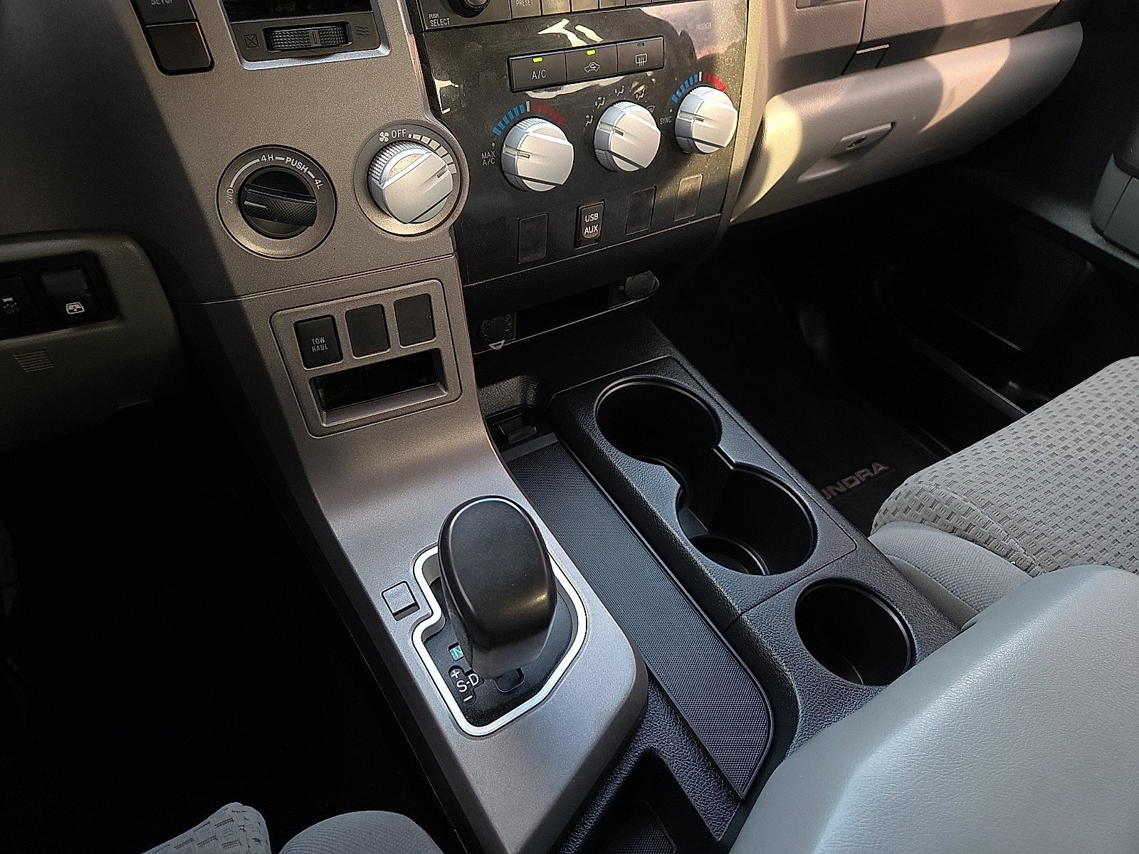 Used 2012 Toyota Tundra 4x4 CrewMax w/ TRD Off-Road Pkg image 25