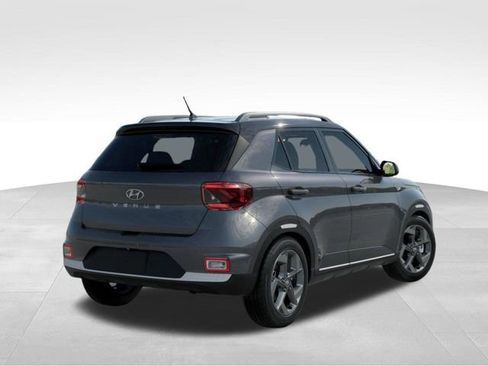 New 2026 Hyundai Venue SEL image 4