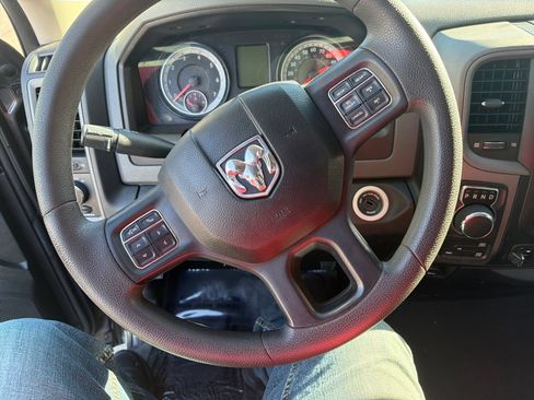 Used 2018 RAM 1500 Express w/ Express Value Package AWD/4WD image 14