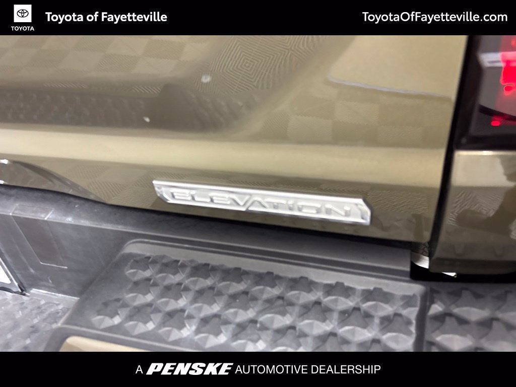 Used 2025 GMC Canyon Elevation w/ Technology Package AWD/4WD image 18