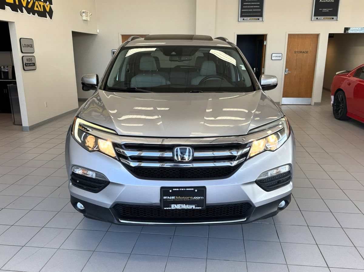 Used 2017 Honda Pilot Touring image 58