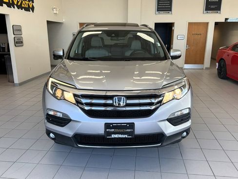 Used 2017 Honda Pilot Touring image 58