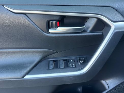 Certified 2025 Toyota RAV4 XLE AWD/4WD image 10