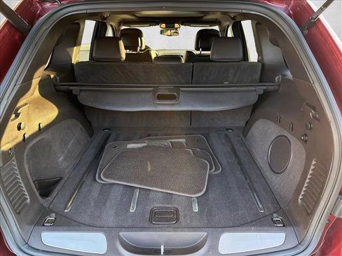 Used 2014 Jeep Grand Cherokee Summit image 26