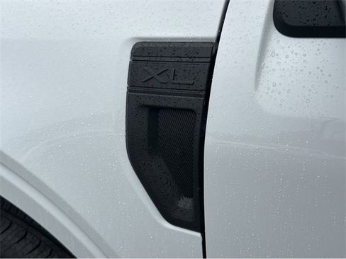 New 2026 Ford Maverick XL image 15