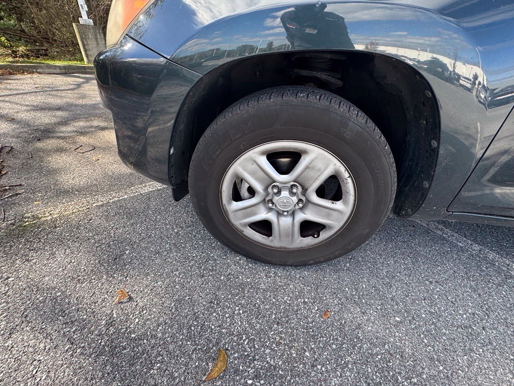 Used 2012 Toyota RAV4 4WD w/ Value Pkg image 23