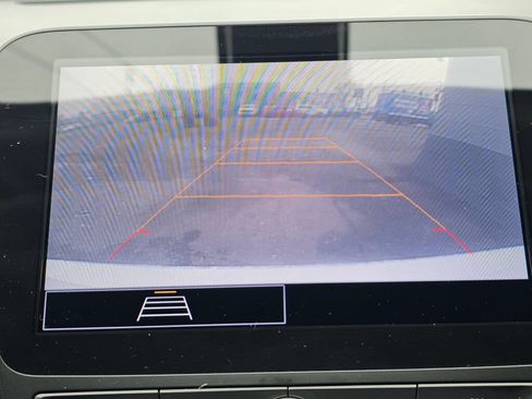 Used 2021 Chevrolet Malibu LT FWD image 23