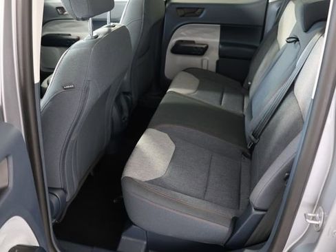 Used 2024 Ford Maverick XLT image 18