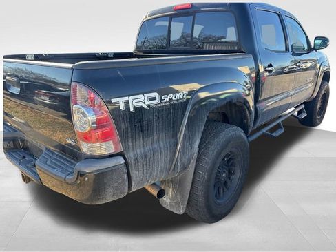 Used 2015 Toyota Tacoma 4x4 Double Cab image 10
