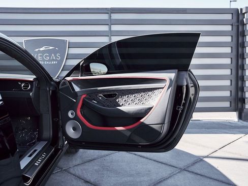 Used 2022 Bentley Continental GT Speed image 20