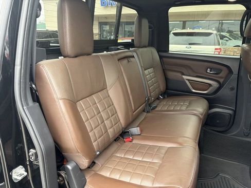 Used 2021 Nissan Titan Platinum Reserve w/ Moonroof Package image 42
