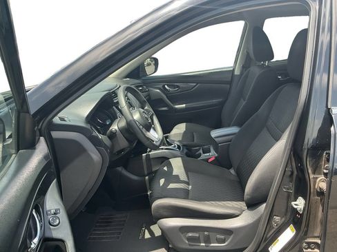 Used 2018 Nissan Rogue SV FWD image 14