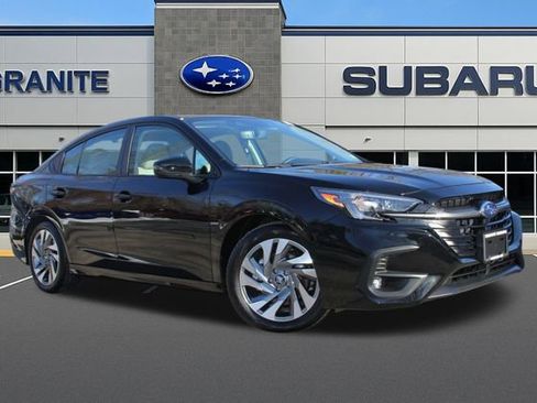 Used 2025 Subaru Legacy Limited image 4