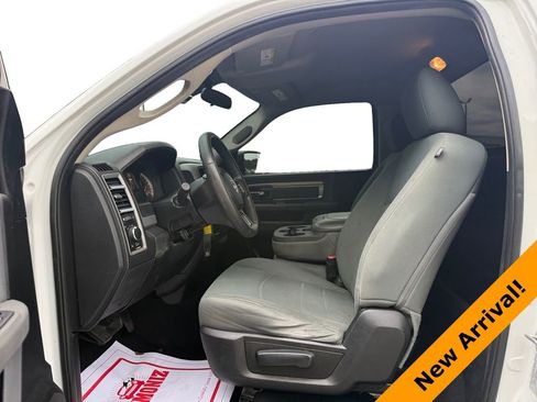 Used 2017 RAM 1500 Tradesman w/ Power & Remote Entry Group image 9