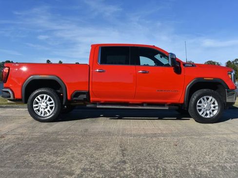 Used 2021 GMC Sierra 2500 SLT w/ Texas SLT Premium Package image 3