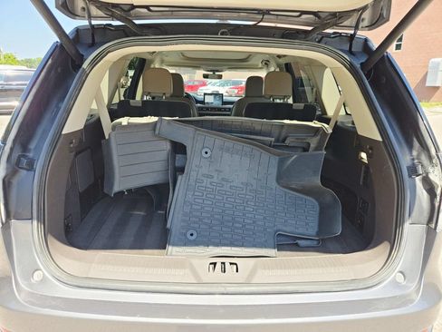 Used 2022 Lincoln Aviator Reserve w/ Equipment Group 201A AWD/4WD image 15