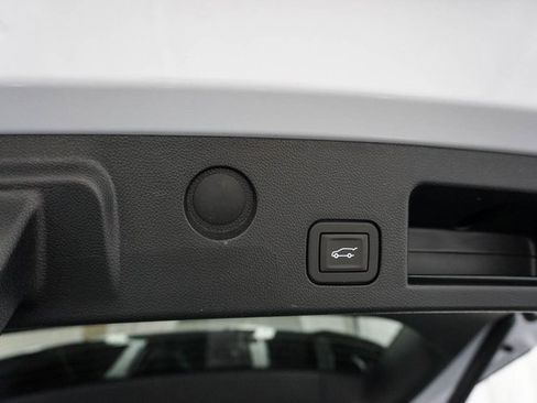 New 2026 Chevrolet Equinox ACTIV w/ Convenience Package III image 8