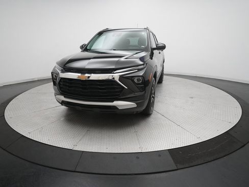 Used 2025 Chevrolet TrailBlazer LT image 32