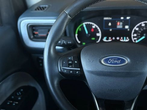 Used 2024 Ford Maverick XLT w/ XLT Luxury Package FWD image 3