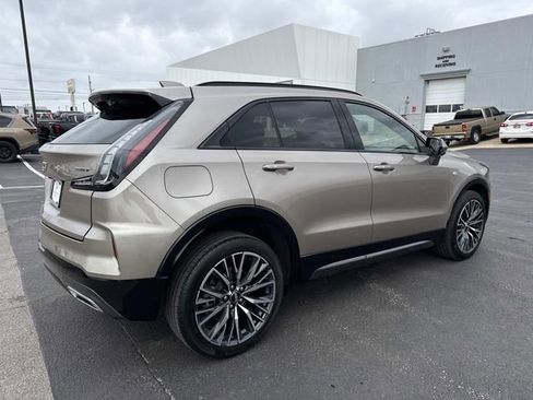 Used 2024 Cadillac XT4 Sport w/ Active Safety Package image 6
