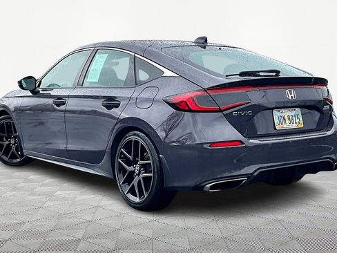 Used 2022 Honda Civic Sport Touring image 4