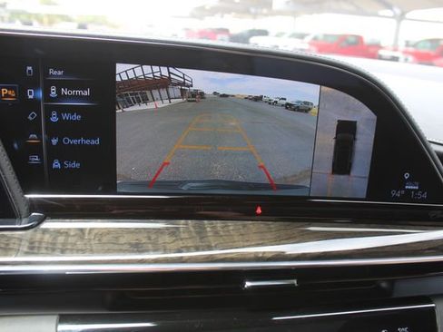 Used 2023 Cadillac Escalade Premium Luxury w/ LPO, Floor Liner Package AWD/4WD image 33