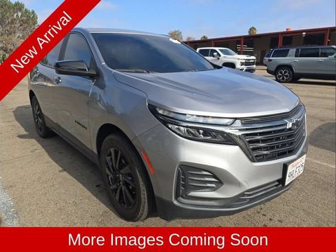 Used 2023 Chevrolet Equinox LS w/ LS Convenience Package FWD image 1