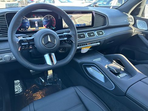 New 2026 Mercedes-Benz GLS 450 4MATIC image 17