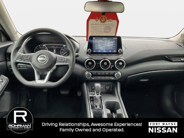 Used 2024 Nissan Sentra SV FWD image 12