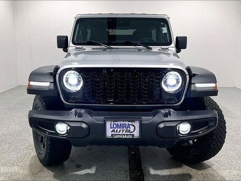 Used 2024 Jeep Wrangler Willys image 2
