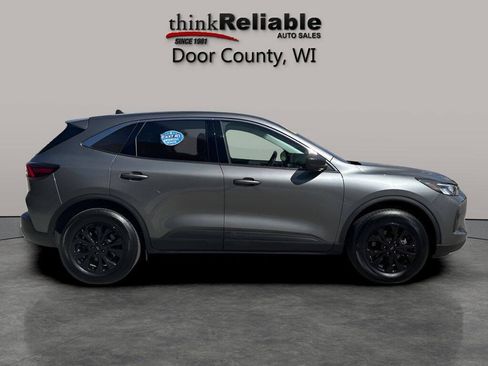Used 2023 Ford Escape Active AWD/4WD image 6