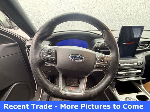 Used 2020 Ford Explorer ST w/ Premium Technology Package image 12