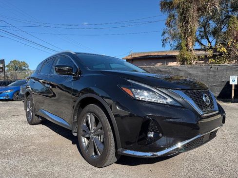 Used 2022 Nissan Murano Platinum w/ Cargo Package image 3