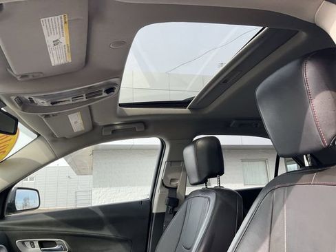 Used 2016 Chevrolet Equinox LTZ w/ Enhanced Convenience Package image 26