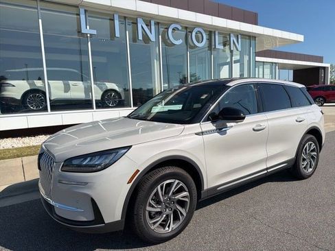 Used 2023 Lincoln Corsair FWD w/ Equipment Group 101A image 1