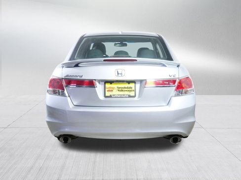 Used 2011 Honda Accord EX-L image 6