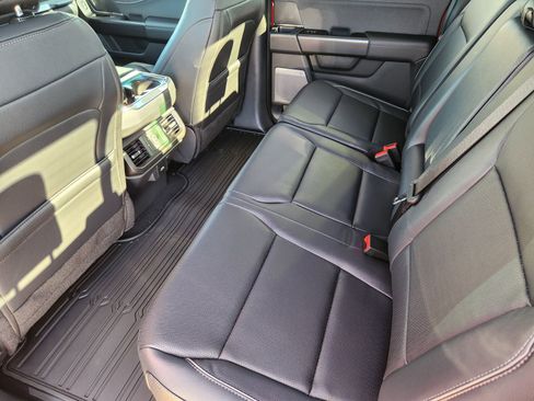 New 2025 Ford F150 Lariat w/ Equipment Group 501A Mid image 24