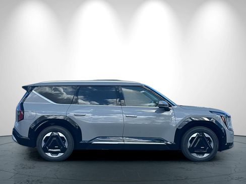 New 2026 Kia EV9 Land AWD/4WD image 3