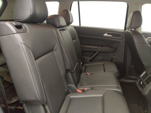 Used 2018 Volkswagen Atlas SE image 19