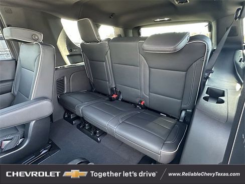 New 2026 Chevrolet Suburban Premier image 31