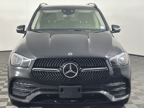 Used 2021 Mercedes-Benz GLE 450 4MATIC image 2