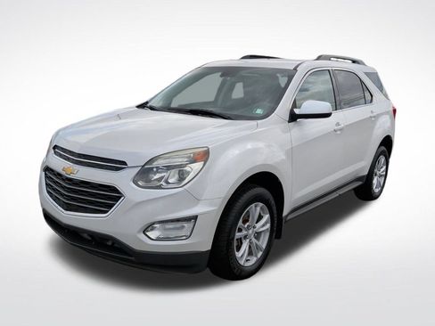 Used 2017 Chevrolet Equinox LT w/ Convenience Package AWD/4WD image 3