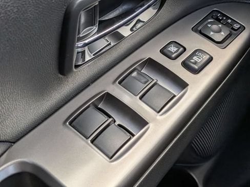 Used 2025 Mitsubishi Outlander Sport SE AWD/4WD image 24