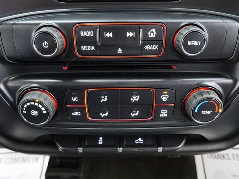 Used 2015 GMC Sierra 1500 4x4 Crew Cab image 28