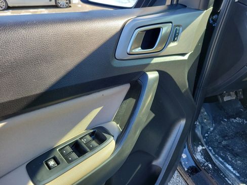 Used 2019 Ford Ranger XLT w/ Equipment Group 302A Luxury image 18