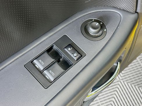 Used 2010 Dodge Challenger R/T RWD image 15