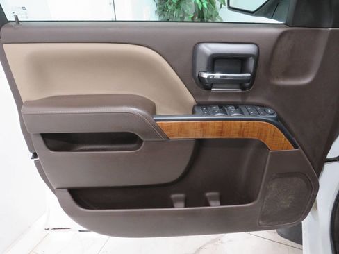 Used 2016 GMC Sierra 1500 SLE w/ SLE Value Package image 22