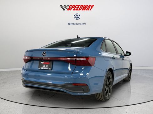 New 2026 Volkswagen Jetta SE image 7