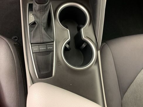 Used 2024 Toyota Camry LE image 26