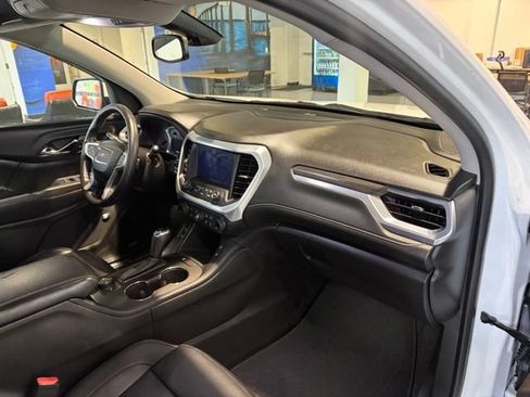 Used 2017 GMC Acadia SLT FWD image 23